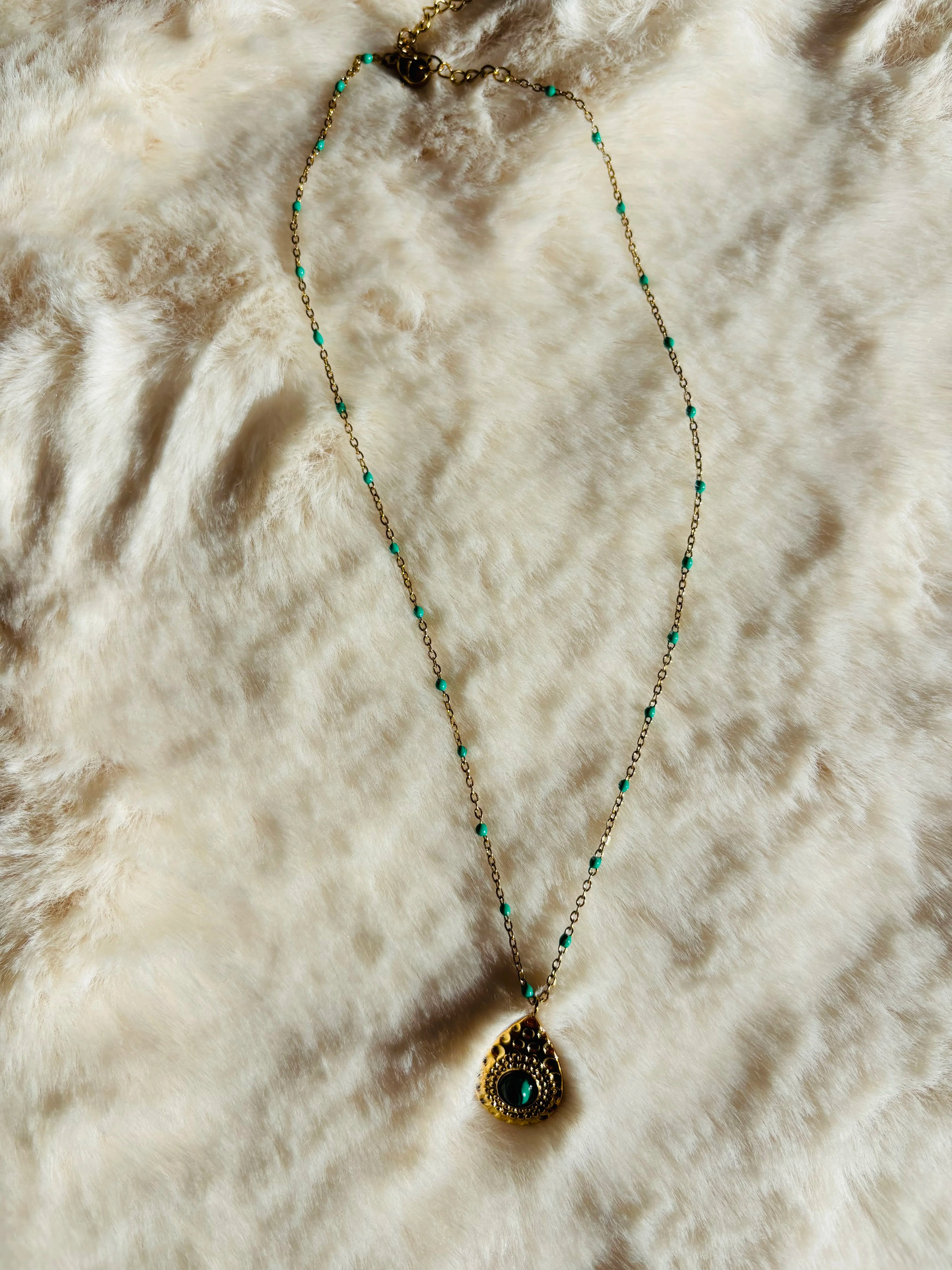 Collier pendentif goutte - Mira -