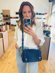 Petit sac bandoulière en cuir suède effet denim - Simone | LE TANNEUR